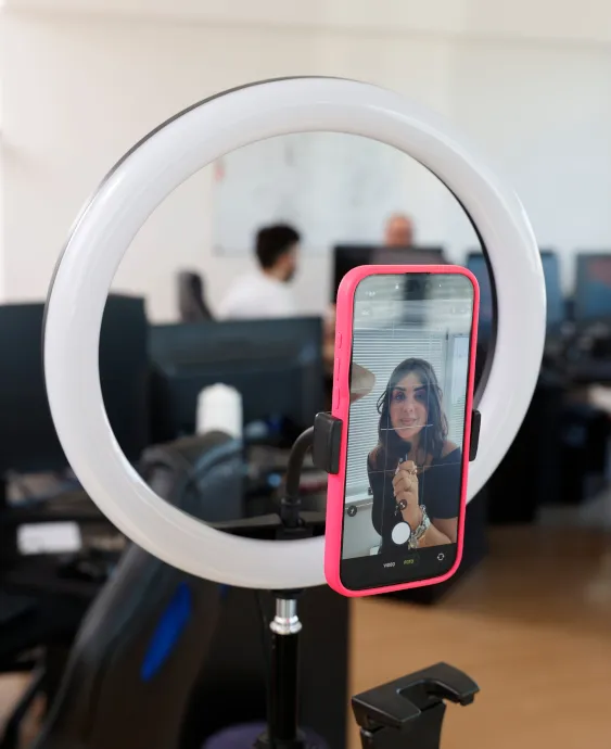 Pianificazione e programmazione dei post con calendario editoriale social